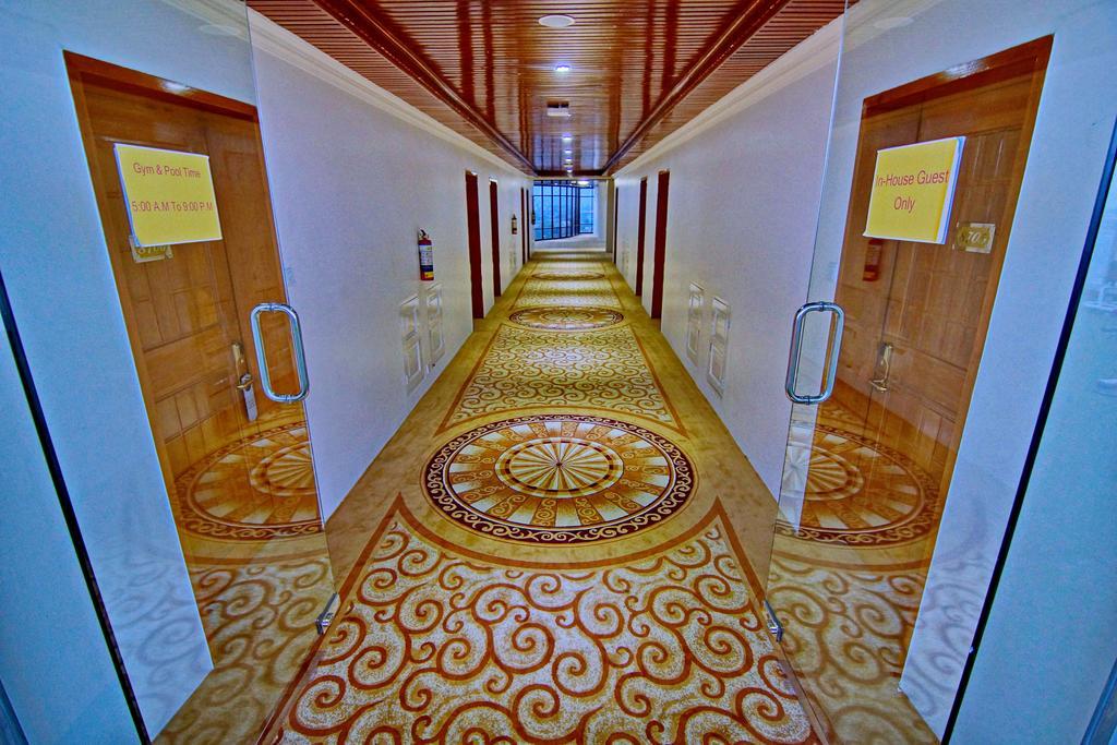 Wilson Hotel Мандалай Екстер'єр фото